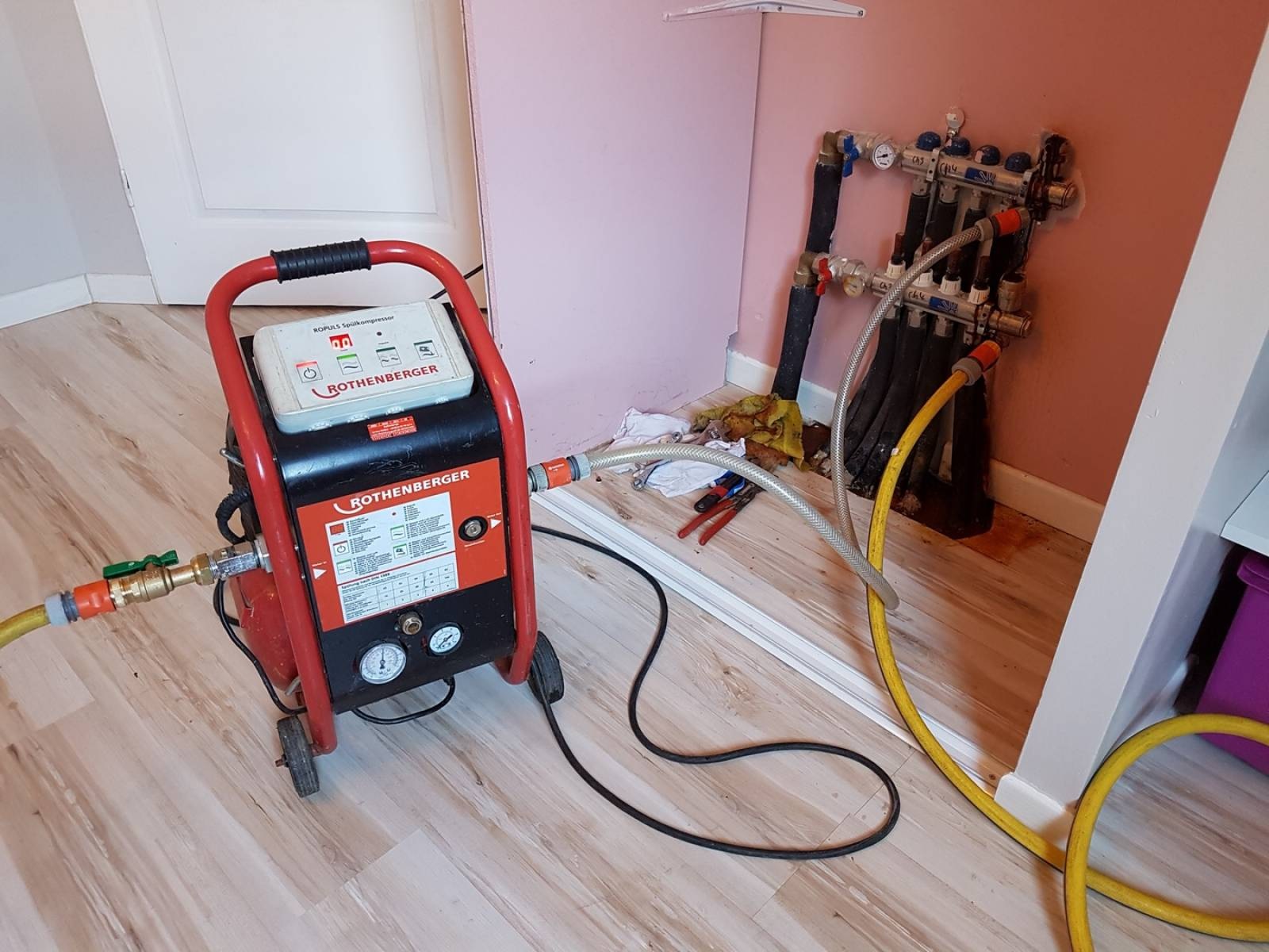Gaziler Vaillant Hermetik Şofben Kombi Bakımı